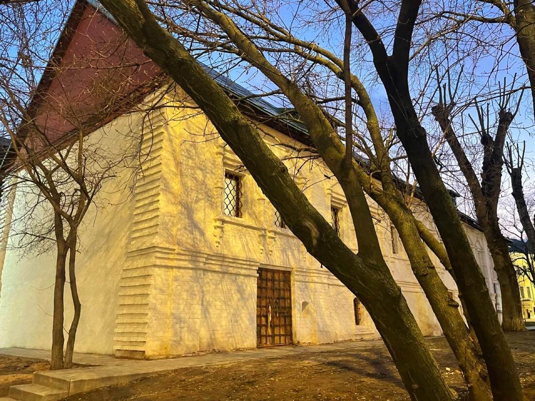 Блестящая Остоженка